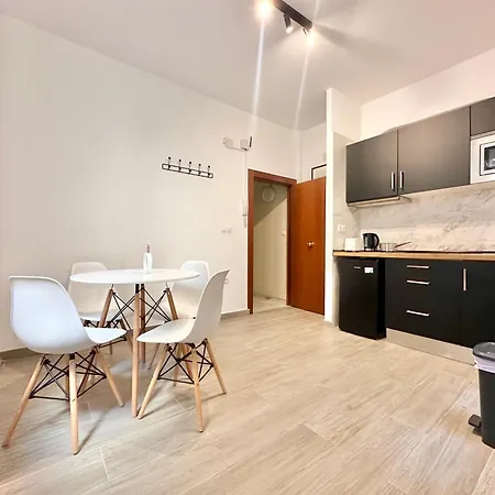 Akasa Flats Santisima Faz * Аликанте